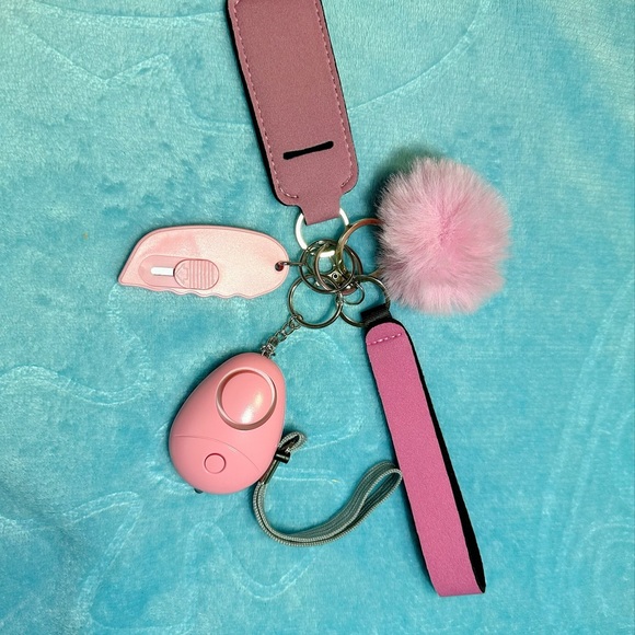 Keychain!!! Emergency basic self defense kit!!! - Picture 8 of 9